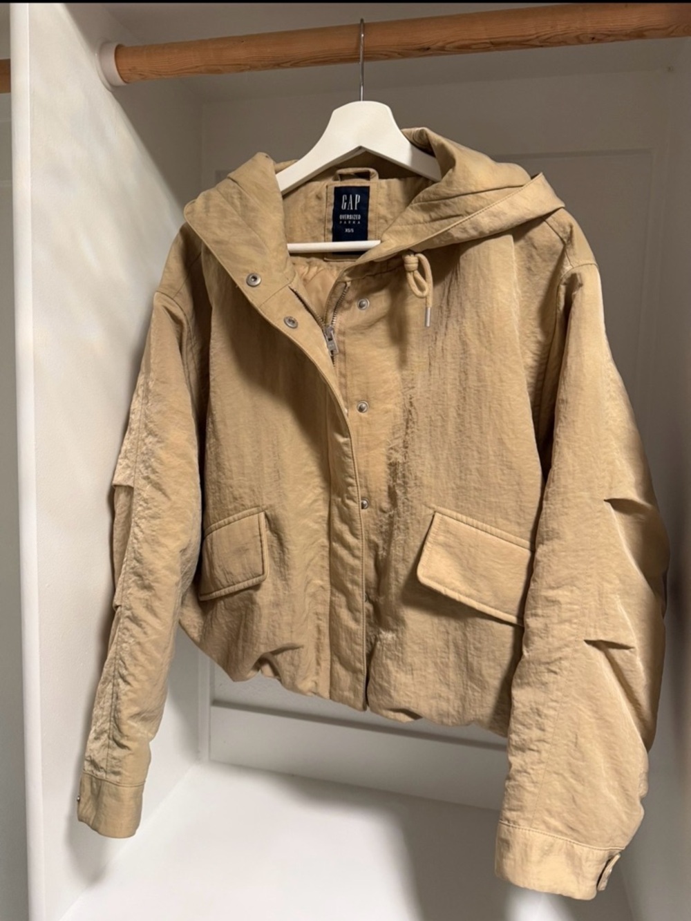 GAP Women's Hooded Utility Jacket in Tan